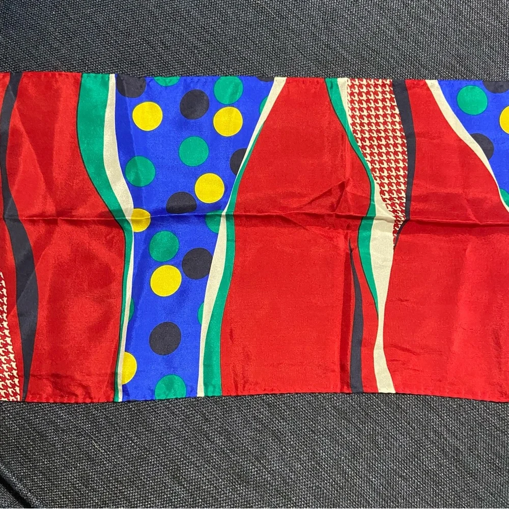 Like New Vintage Honey Silk Scarf